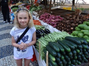 Zoe in Rio Market