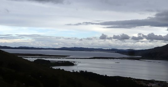 A first glipse of Lake Titicaca.