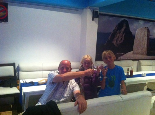 Blue Puppy restaurant where Machu Picchu almost crashed on my head!