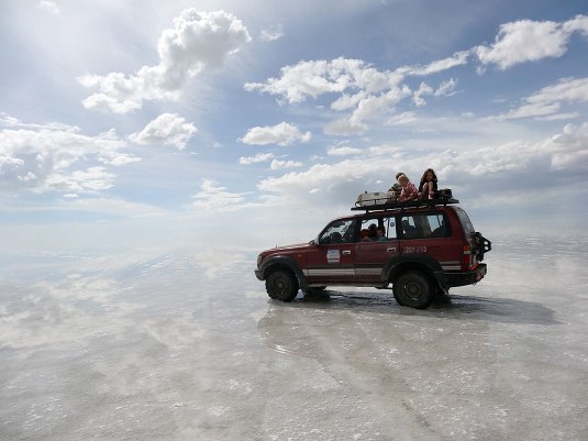 The kids on the jeep - Salar de Uyuni
